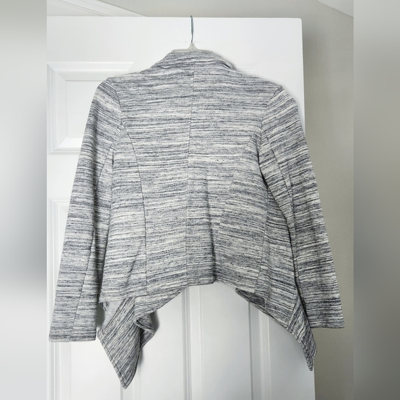 Asymmetrical Jessica Simpson jacket - Picture 3 of 4